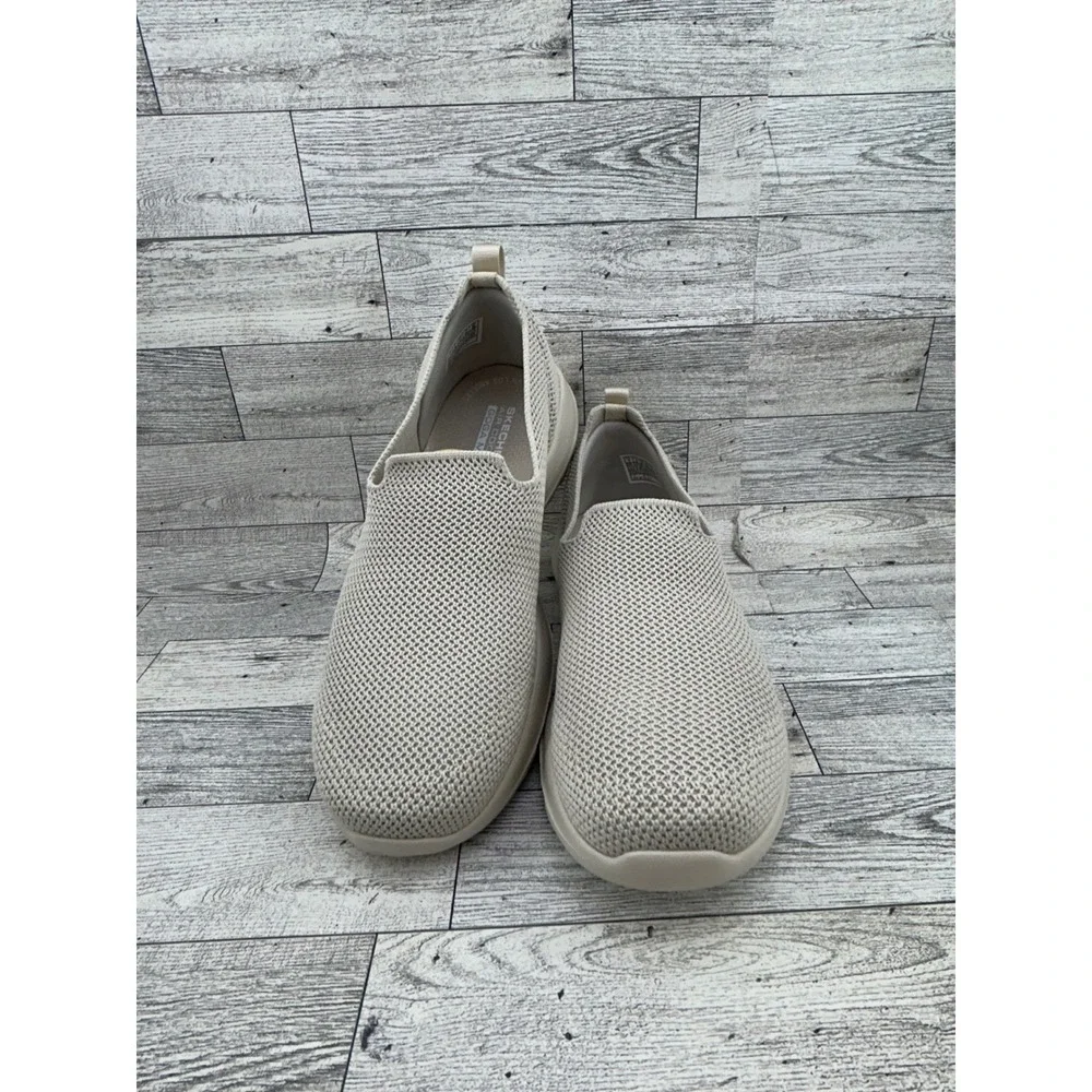 Skechers Go Walk Joy Women Sz 7 Taupe Mesh Slip On Walking Shoes 124187 TPE